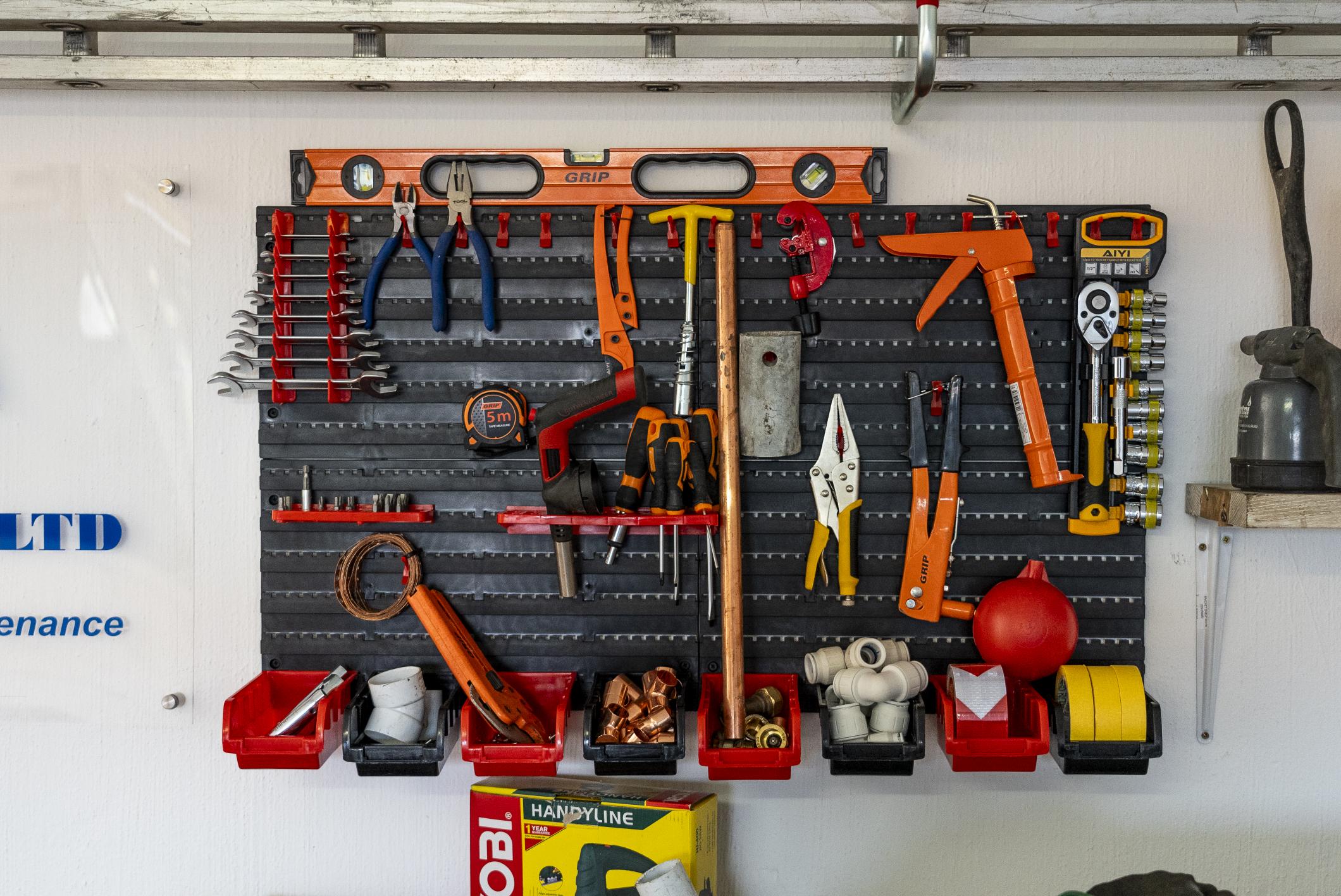 Professional_and_affordable_plumbers_in_Midrand_offering_24_7_emergency_plumbing_services_including_geyser_repairs_and_replacements_blocked_drain_clearing_burst_pipe_repairs_leak_detection_and_general_plumbing_installations_Serving_all_Midrand_suburbs_including_Kyalami_Vorna_Valley_Noordwyk_Glen_Austin_Carlswald_Halfway_Gardens_President_Park_Barbeque_Downs_Olifantsfontein_Randjesfontein_Randjespark_and_Blue_Hills