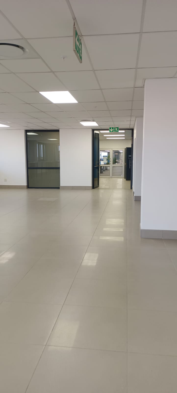 Professional Tiling Services in Midrand – Floors, Walls & Custom Designs